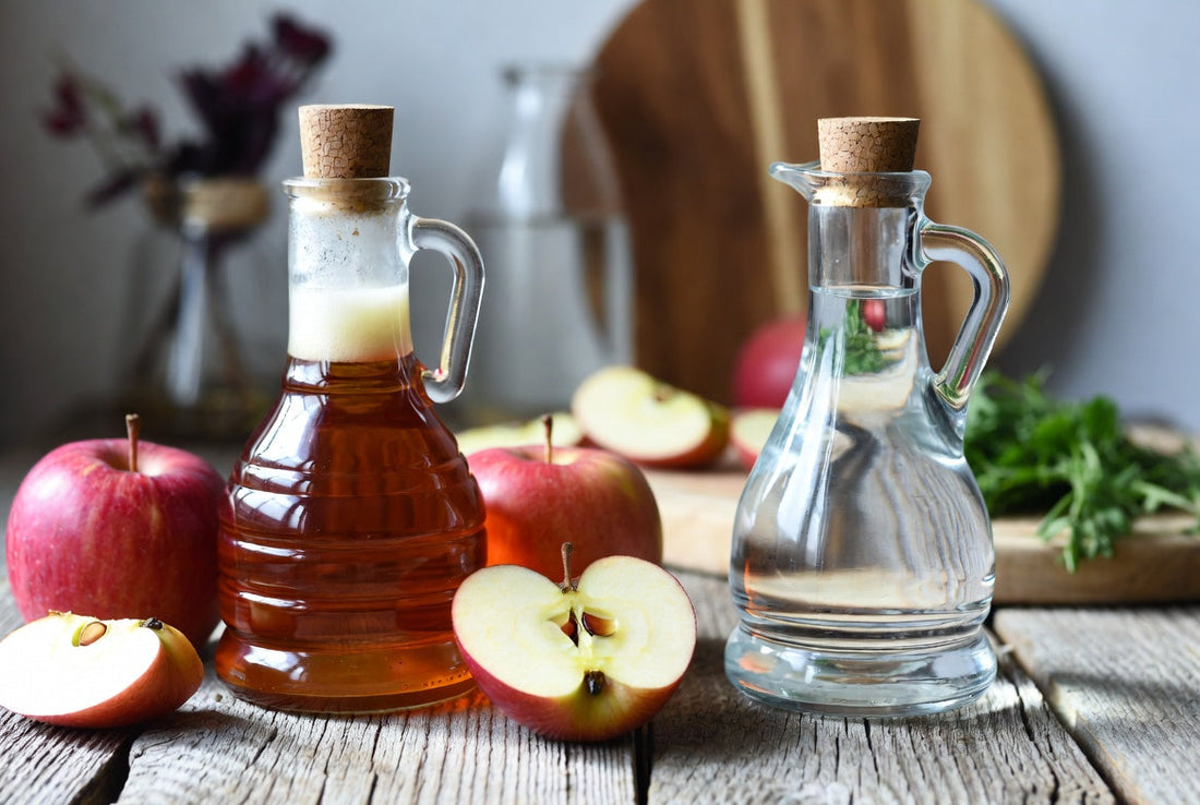 Apfelessig vs. Essigessenz – was ist der Unterschied