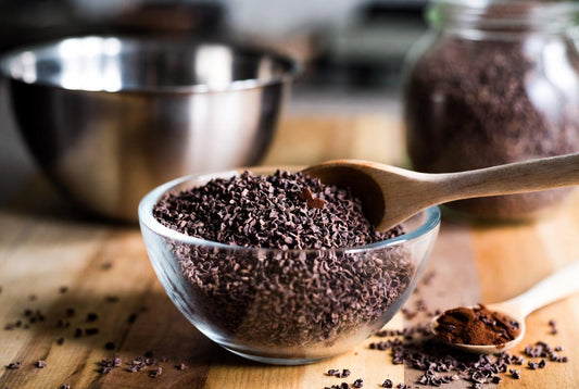 Kakaonibs in der Küche: Crunch und Aroma für Desserts
