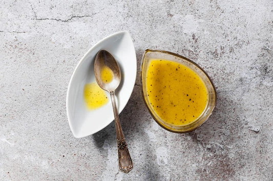 Recette de vinaigrette à l'huile de chanvre et à la moutarde
